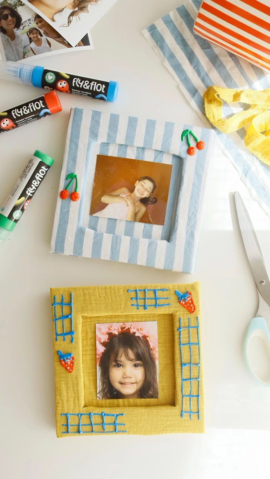 Marcos de fotos creativos decorados a mano